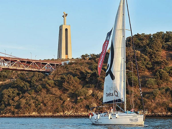 Voilier-10-personnes-copie-min Sortie voilier au départ de Belem Lisbonne